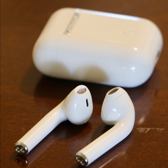 Brand New i12 Airpods Headphones - Picture 5 of 5